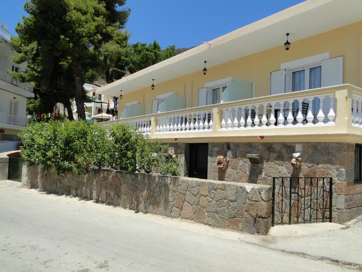 Poros Town Chrysanthe'S Apartments No2 מראה חיצוני תמונה
