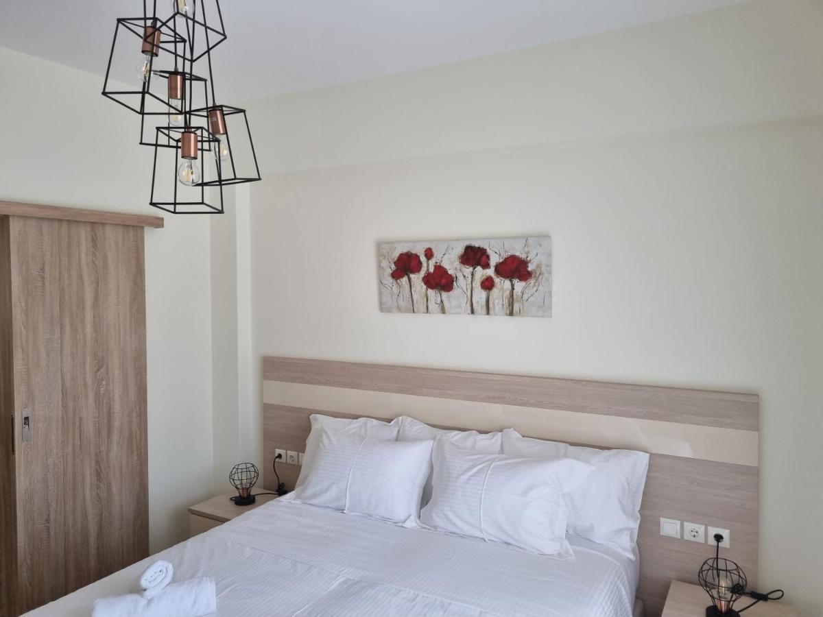 Poros Town Chrysanthe'S Apartments No2 מראה חיצוני תמונה